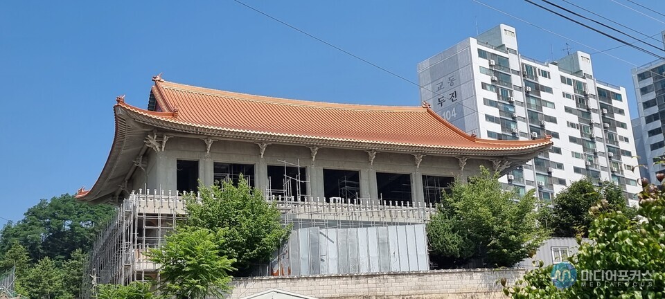 삼천사 대불보전 건축물(김진 기자)