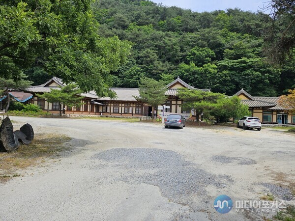 명암산채마을 전경(김진 기자)